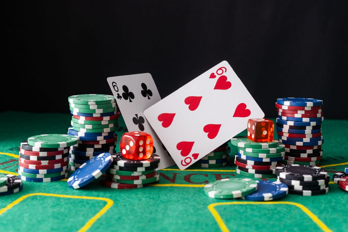 SpicyCasinos کیسینو میں پوکر گیمز